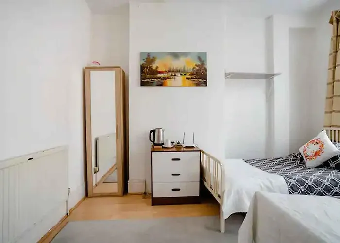 Homestay Near Tottenham Hotspur Stadium